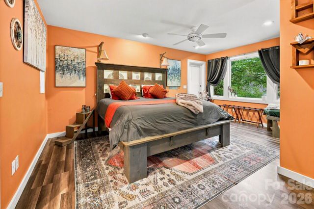 146 Chestnut Walk Drive, Waynesville, NC 28786