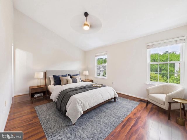 216 FINCHINGFIELD CT, Sterling, VA 20165