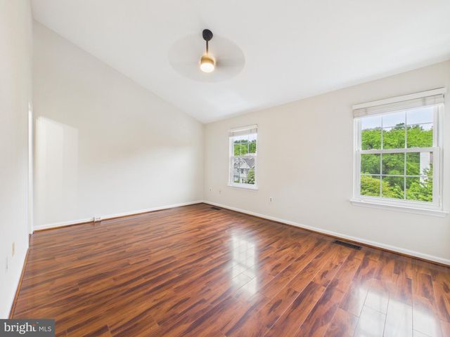 216 FINCHINGFIELD CT, Sterling, VA 20165