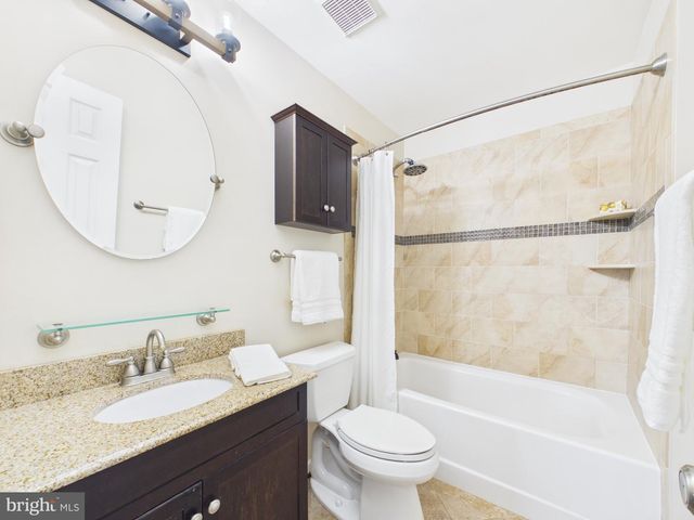 216 FINCHINGFIELD CT, Sterling, VA 20165