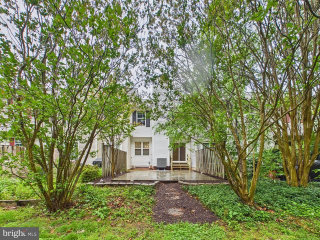 216 FINCHINGFIELD CT, Sterling, VA 20165