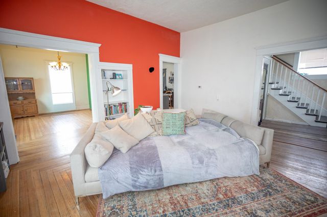 139 E Harrison Street, Plymouth, IN 46563