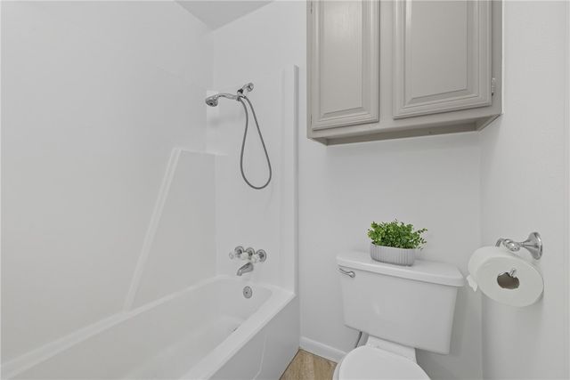 2826 Oakside Drive, Bryan, TX 77802