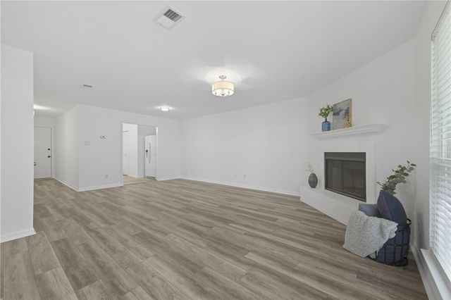 2826 Oakside Drive, Bryan, TX 77802