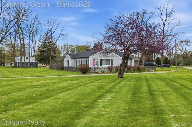 53100 Washington Street, New Baltimore, MI 48047