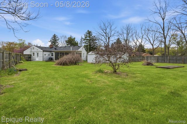 53100 Washington Street, New Baltimore, MI 48047