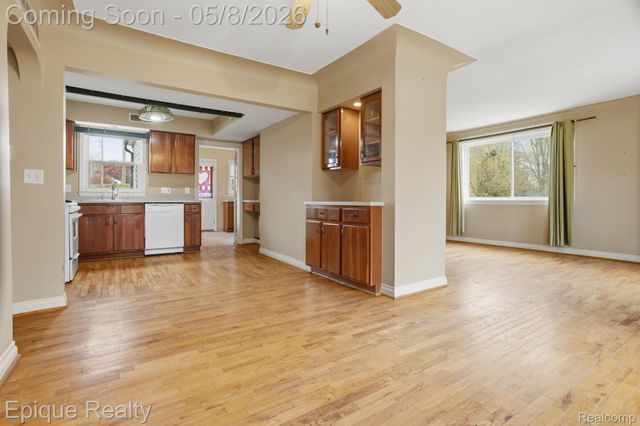 53100 Washington Street, New Baltimore, MI 48047
