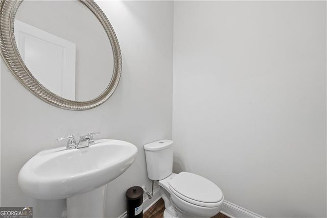 4095 Lake Manor Way, Atlanta, GA 30349