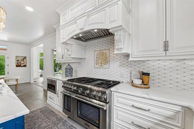 2017 Shadow Lake Drive, Edmond, OK 73025