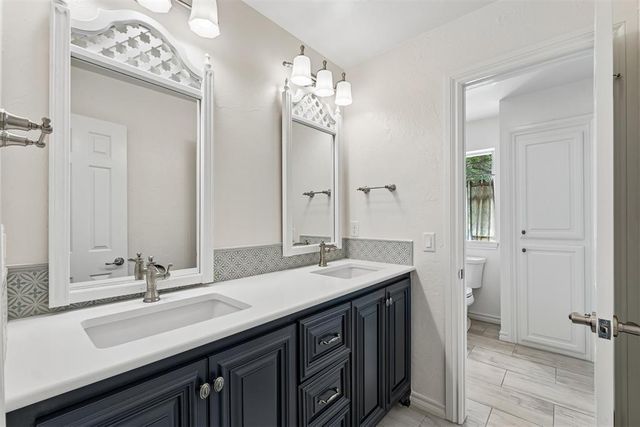 2017 Shadow Lake Drive, Edmond, OK 73025