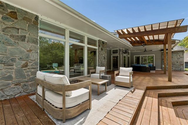 2017 Shadow Lake Drive, Edmond, OK 73025