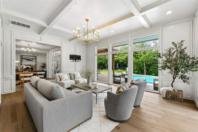 2017 Shadow Lake Drive, Edmond, OK 73025