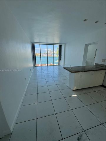 10281 E Bay Harbor Dr C3, Bay Harbor Islands, FL 33154