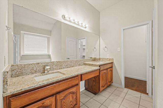 8204 Hitching Trail, Mckinney, TX 75070