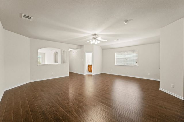 8204 Hitching Trail, Mckinney, TX 75070