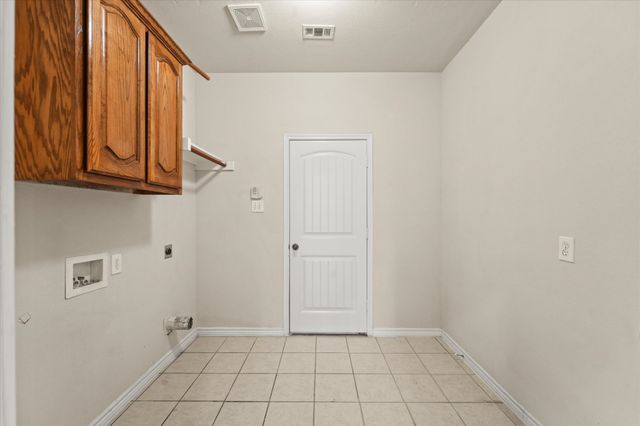 8204 Hitching Trail, Mckinney, TX 75070