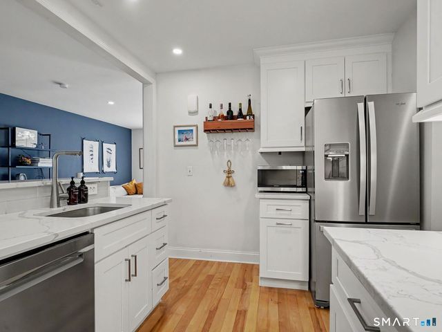 63 Maple Tree Avenue B, Stamford, CT 06906