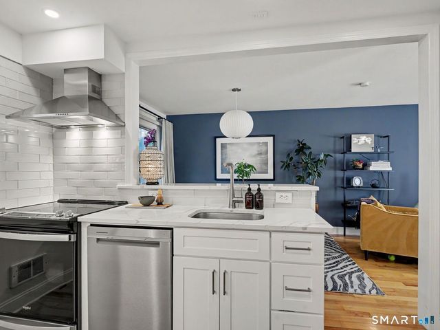 63 Maple Tree Avenue B, Stamford, CT 06906