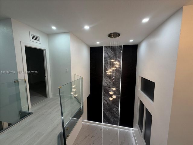 6042 SW 159 CT, Miami, FL 33193