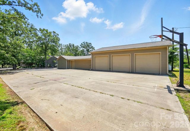 7204 NC 218 Highway, Marshville, NC 28103