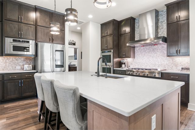 114 Sonrisa, Boerne, TX 78006