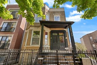2629 W Evergreen Avenue, Chicago, IL 60622
