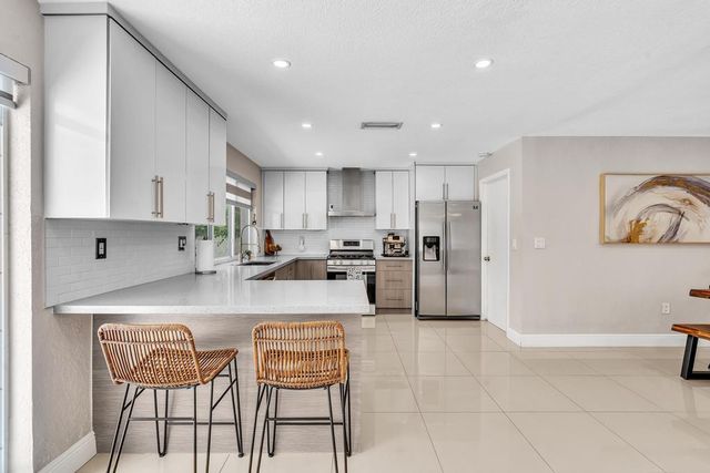 2070 NW 78TH Avenue, Sunrise, FL 33322