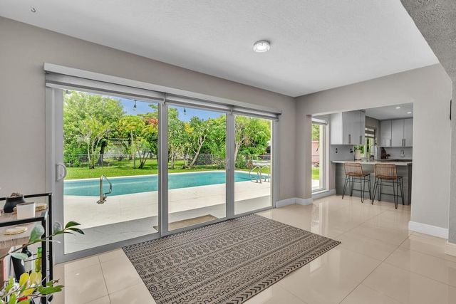 2070 NW 78TH Avenue, Sunrise, FL 33322
