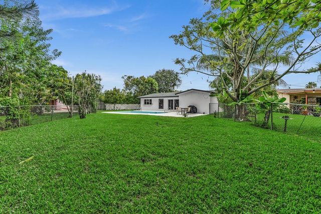 2070 NW 78TH Avenue, Sunrise, FL 33322