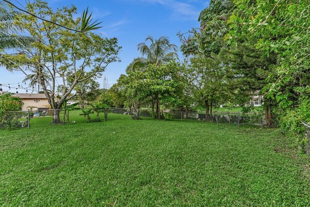 2070 NW 78TH Avenue, Sunrise, FL 33322