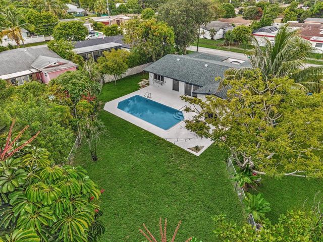 2070 NW 78TH Avenue, Sunrise, FL 33322