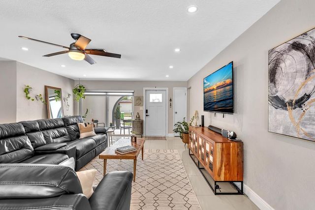 2070 NW 78TH Avenue, Sunrise, FL 33322