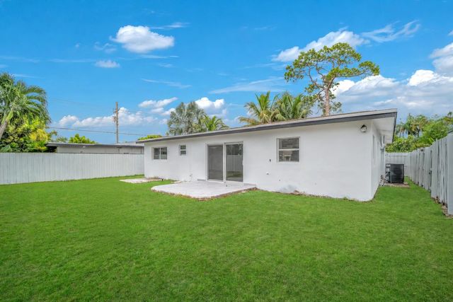 4630 NE 5TH Terrace, Oakland Park, FL 33334