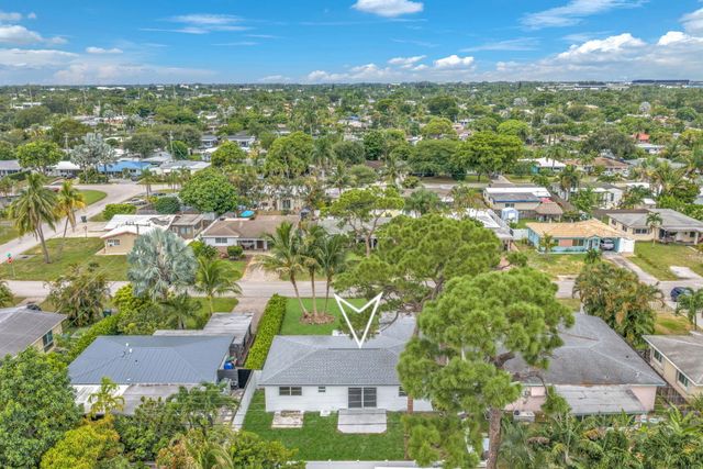 4630 NE 5TH Terrace, Oakland Park, FL 33334