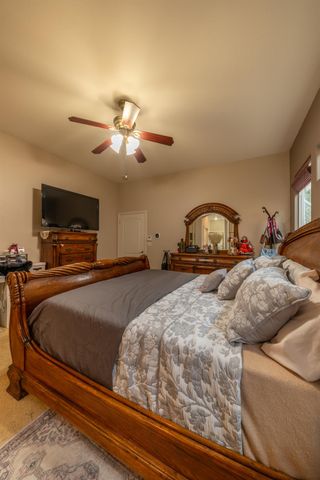 2162 Everglade Avenue, Clovis, CA 93619