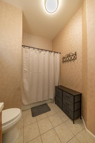 2162 Everglade Avenue, Clovis, CA 93619