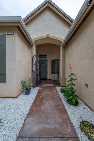 2162 Everglade Avenue, Clovis, CA 93619