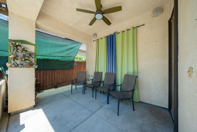 2162 Everglade Avenue, Clovis, CA 93619
