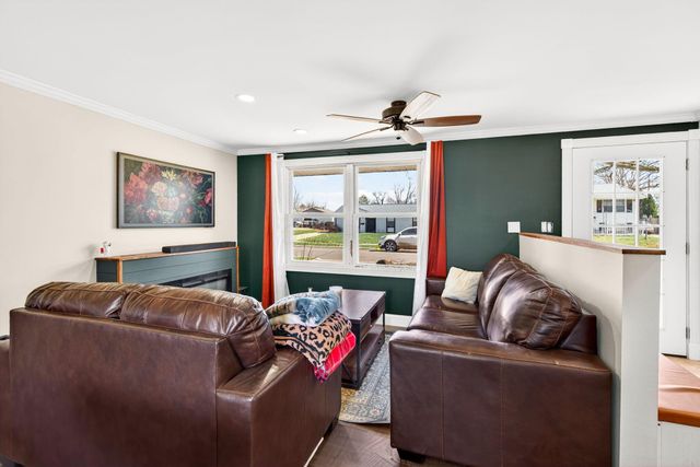 371 Banbury Drive, Columbus, OH 43230