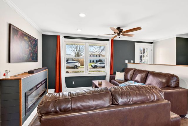 371 Banbury Drive, Columbus, OH 43230