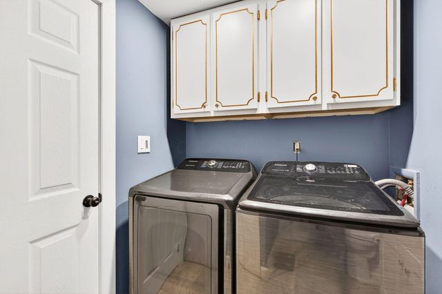 371 Banbury Drive, Columbus, OH 43230