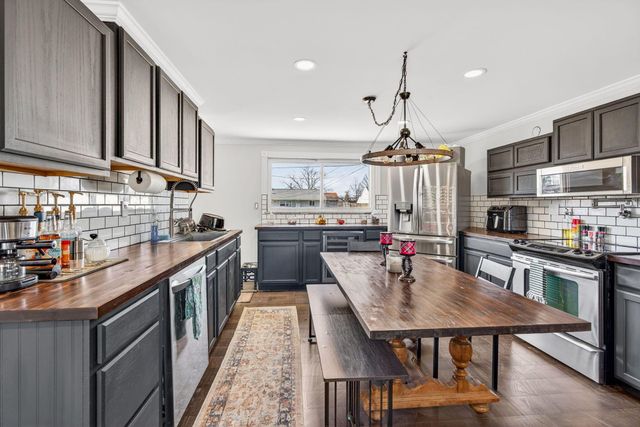 371 Banbury Drive, Columbus, OH 43230