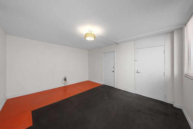 1006 1D Guadalupe St, Kerrville, TX 78028