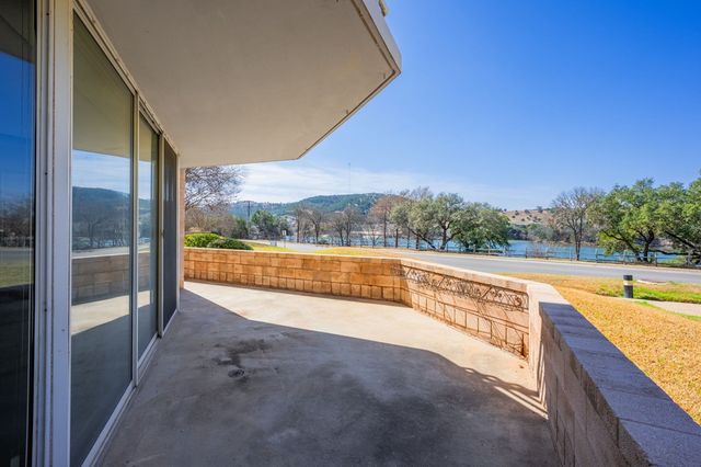1006 1D Guadalupe St, Kerrville, TX 78028