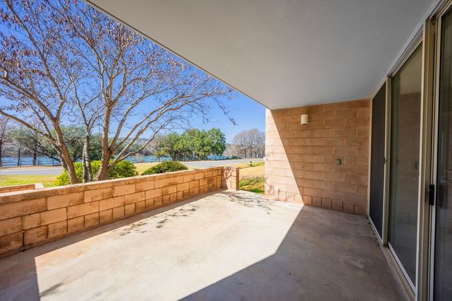 1006 1D Guadalupe St, Kerrville, TX 78028