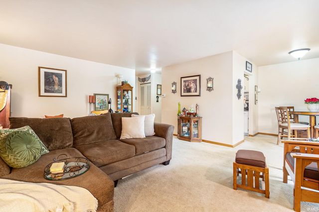 2500 Topsfield #922 Road, South Bend, IN 46614