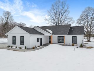 4771 Arbor Grove Drive, Long Lake Twp, MI 49685