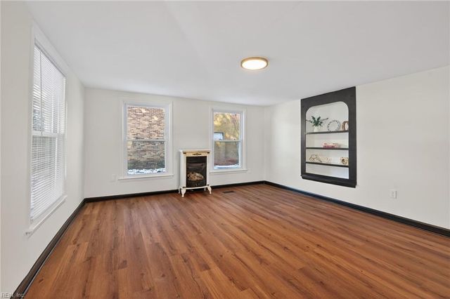 1407 Back Creek RD, Seaford, VA 23696