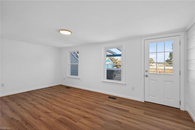 1407 Back Creek RD, Seaford, VA 23696