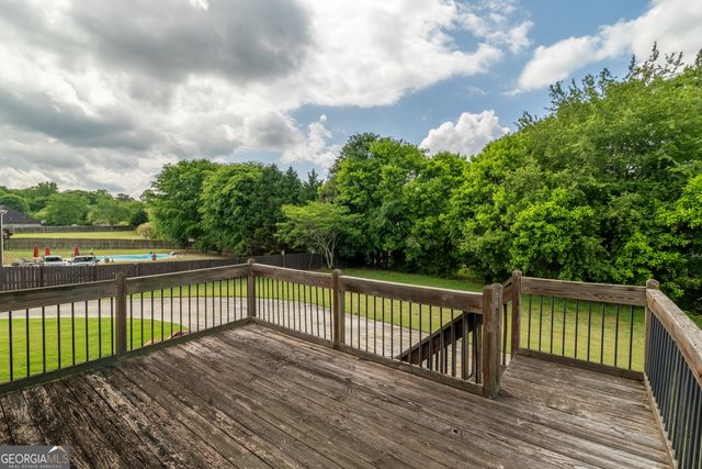 42 Mackenzie Drive, Powder Springs, GA 30127